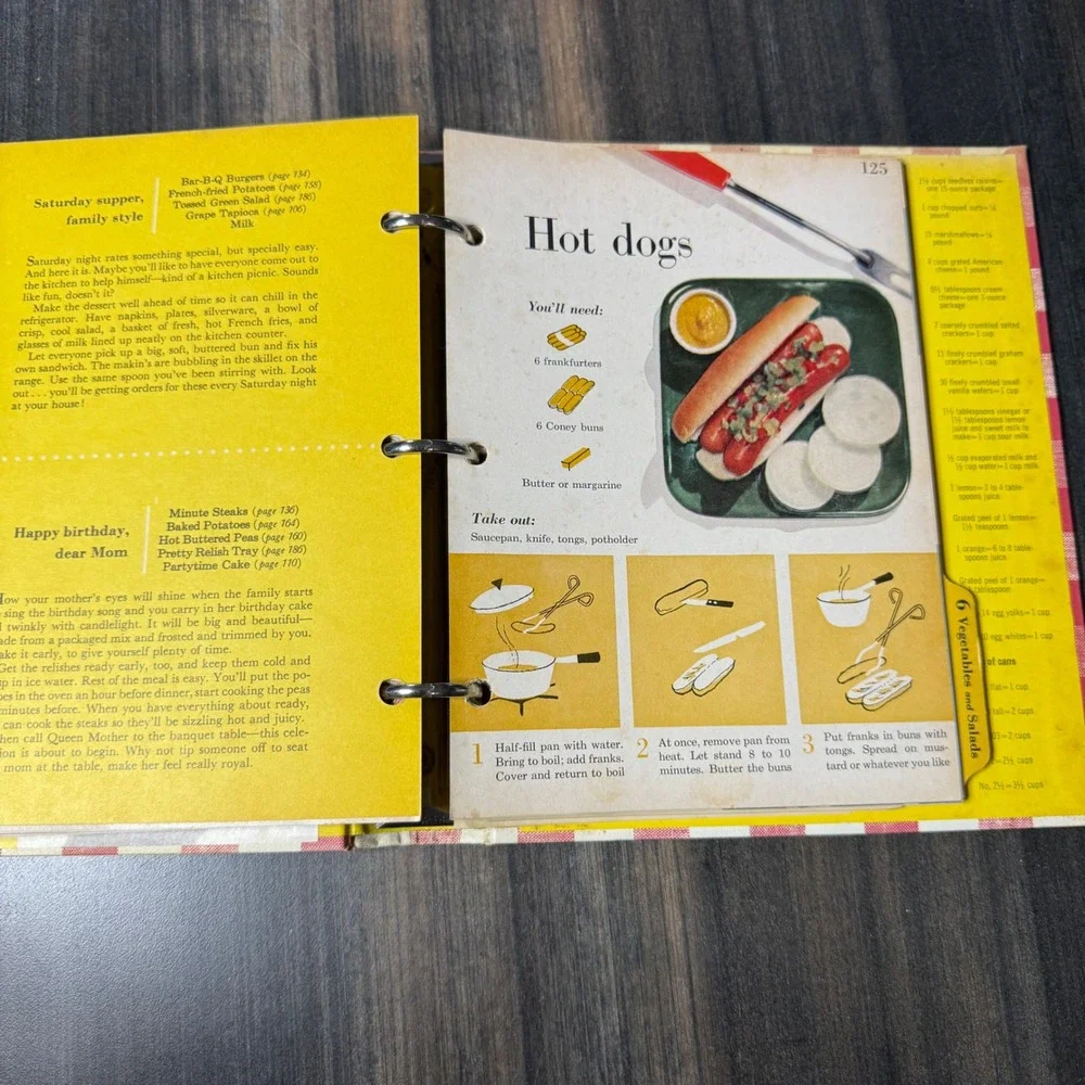 Better Homes Gardens Junior Cookbook Hostess Host Retro‎ Recipes Vintage